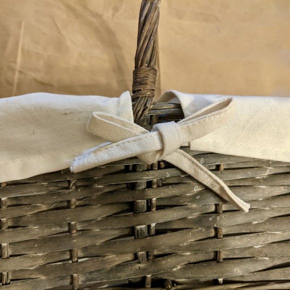 Lined NWOT Divided Wicker Organizer Basket (Grey) - Picture 8 of 15